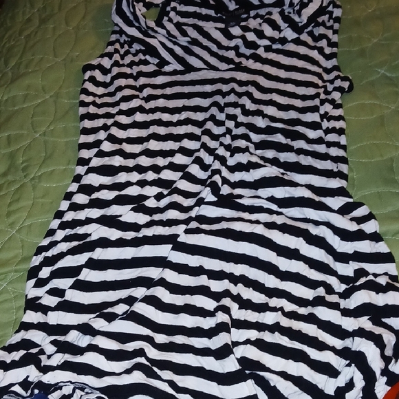 White House Black Market Other - Black and White Striped Sleeveless Top